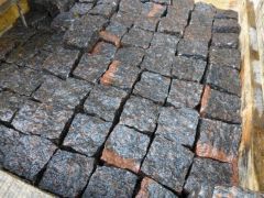 Брусчатка колотая из Дымовского гранита